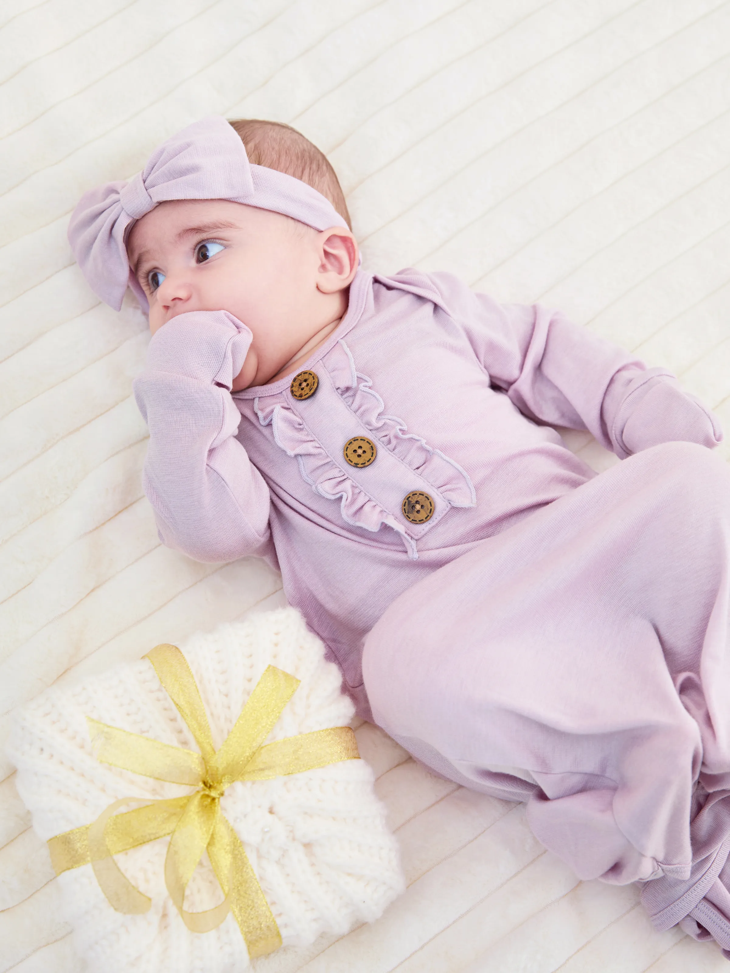 

Woolen Baby Girl Sleeping Bag with Headband