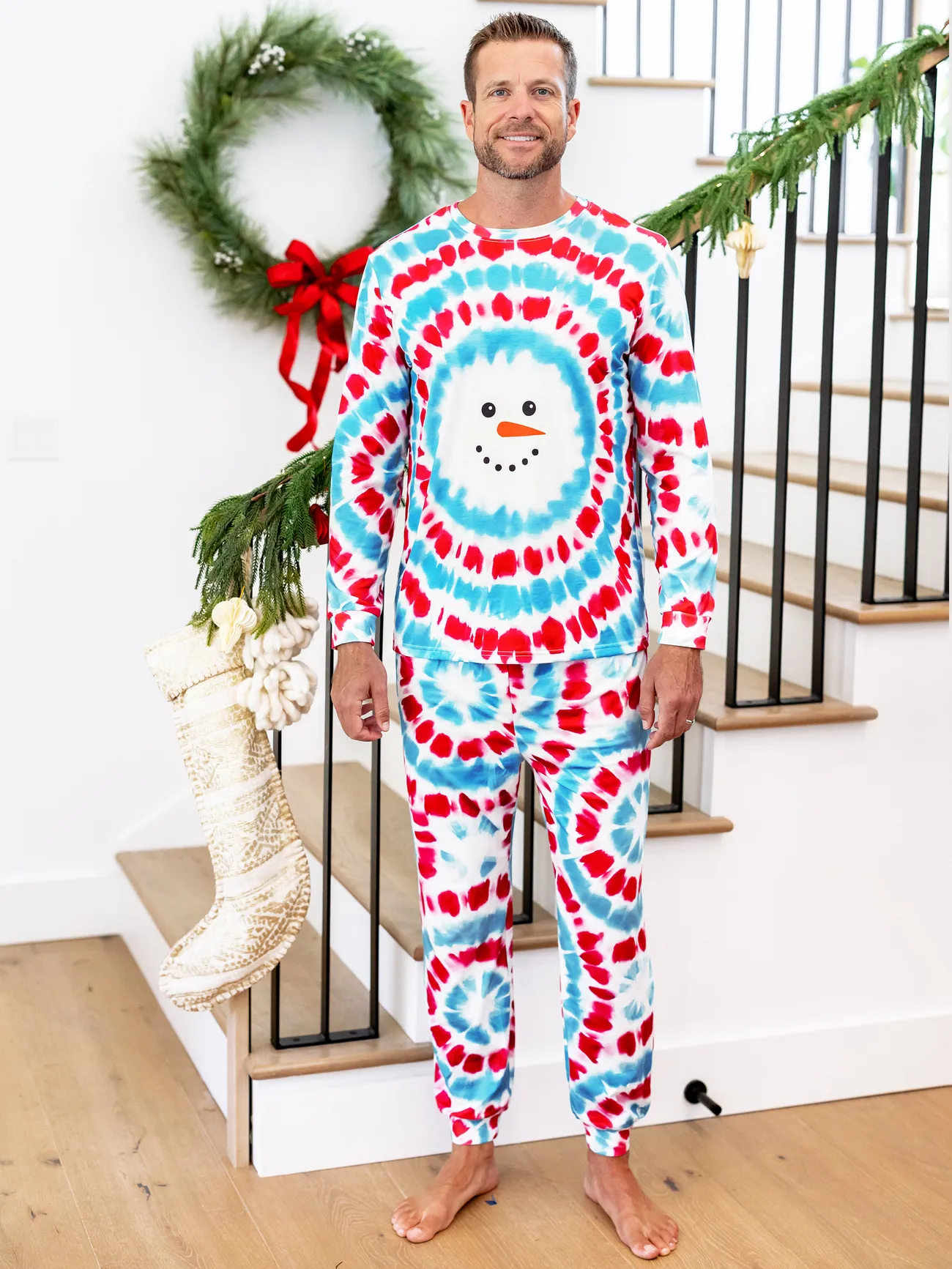 

Christmas Snowman Print Family Matching Colorful Pajamas Sets
